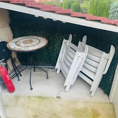 Villa Maison 2 P- Lotissement Avec Piscine